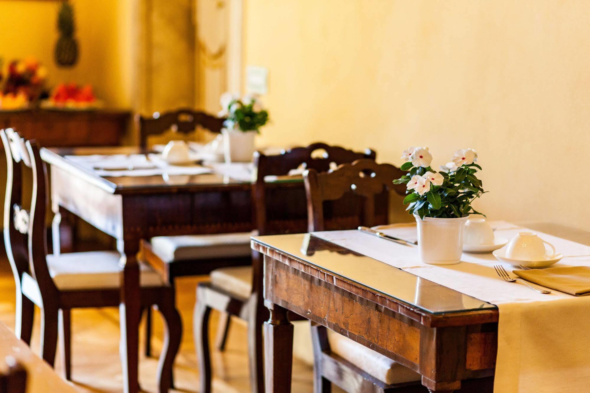 Relais Degli Angeli Residenza D'Epoca Bed & Breakfast Siena Ngoại thất bức ảnh